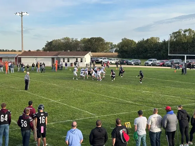 #13 BDS beaten by #20 Burwell in first round of 2025 D2 football postseason