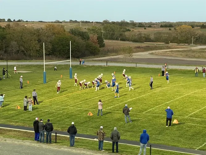Efficient, explosive Hanover obliterates Osborne in first round of 2025 Kansas DII football playoffs