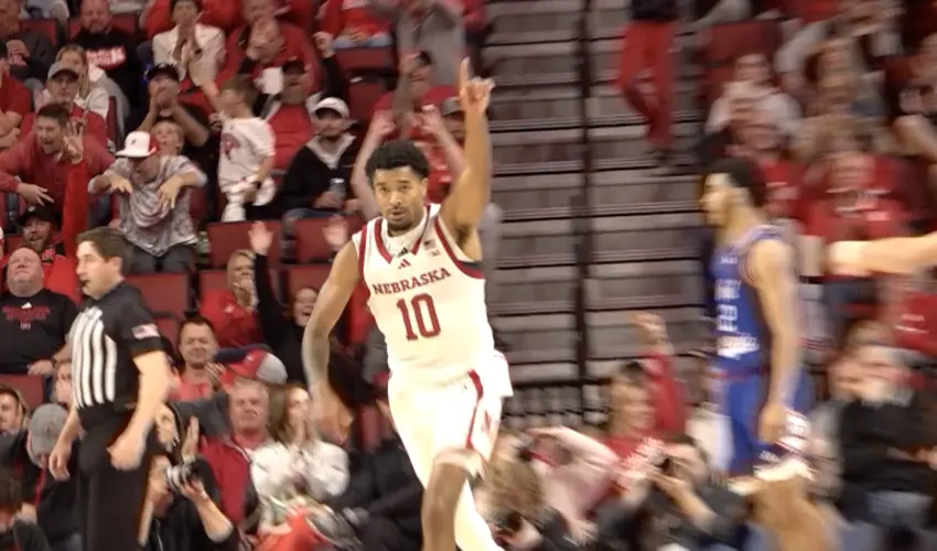 Frager, Lawrence lead Huskers to opening night win over West Georgia
