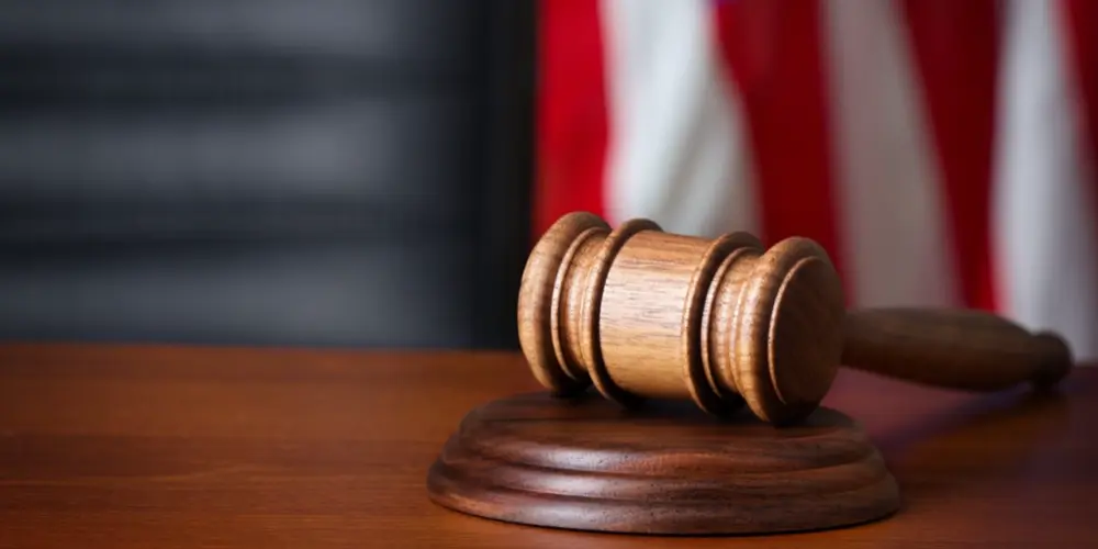 Corte Suprema falla en contra de inmigrantes con estatus temporal