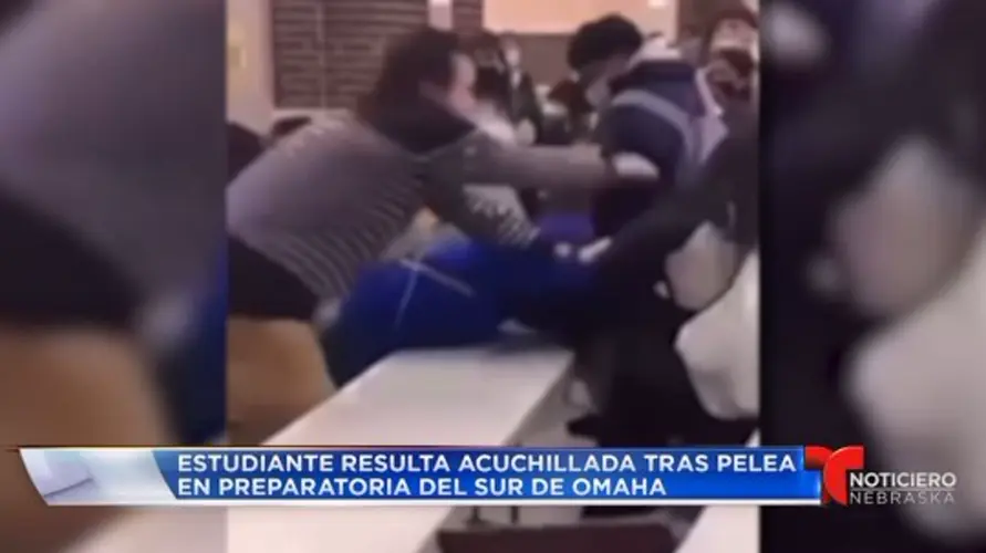 Estudiante acuchillada tras pelea en preparatoria del sur de Omaha