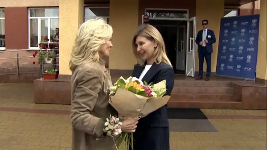La Primera Dama Jill Biden hace una visita sorpresa a Ucrania
