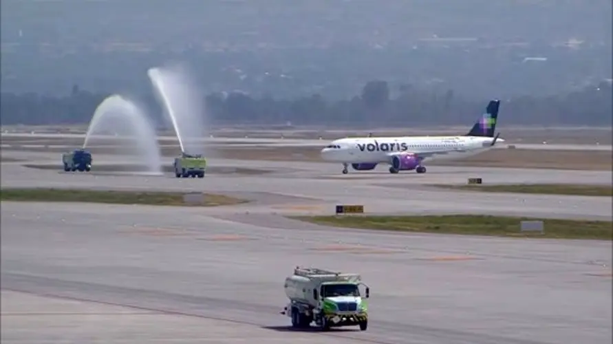 Casi chocan dos aviones en el Aeropuerto Internacional de la CDMX