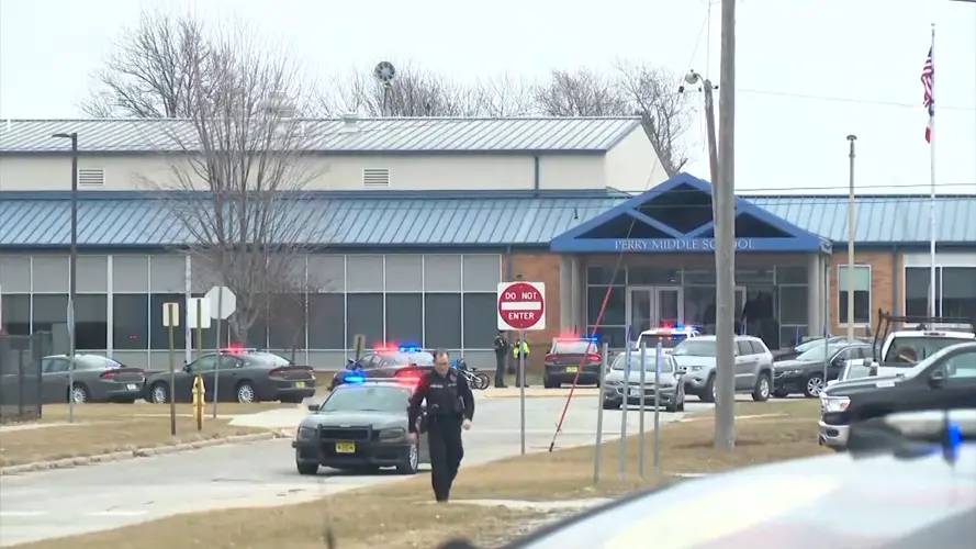 Iowa: Varios heridos y dos muertos tras tiroteo en escuela preparatoria