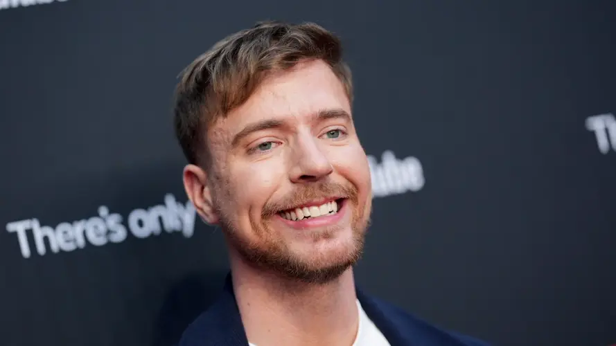 MrBeast quiere recrear Los Juegos del Hambre en una isla desierta y el ganador se llevaría $1M de dólares.