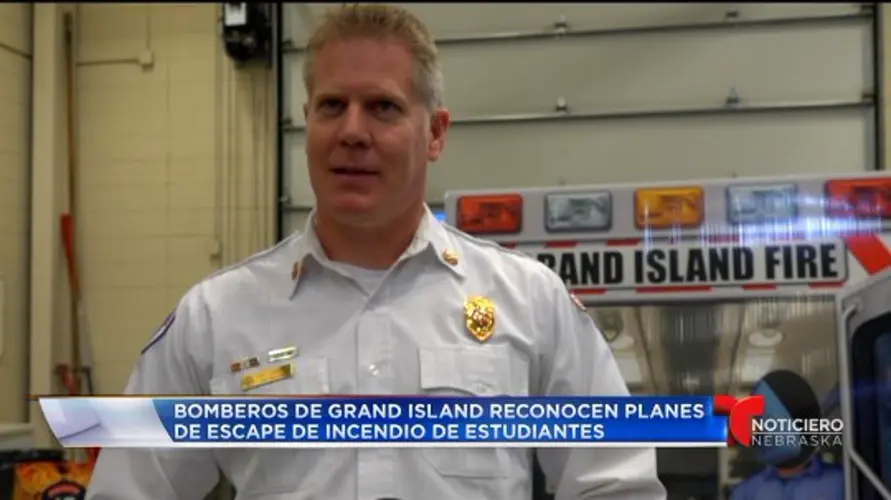 Bomberos de Grand Island reconocen planes de escape de incendio de estudiantes