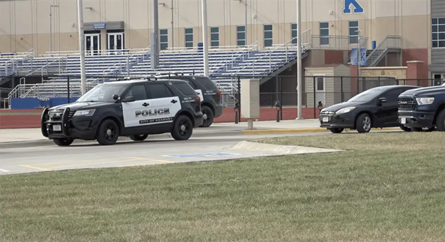 Estudiante bajo custodia tras incidente en preparatoria Kearney