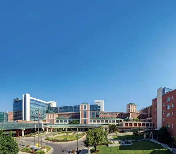 Hospitales en Nebraska operando con bajos recursos buscan utilizar fondos federales