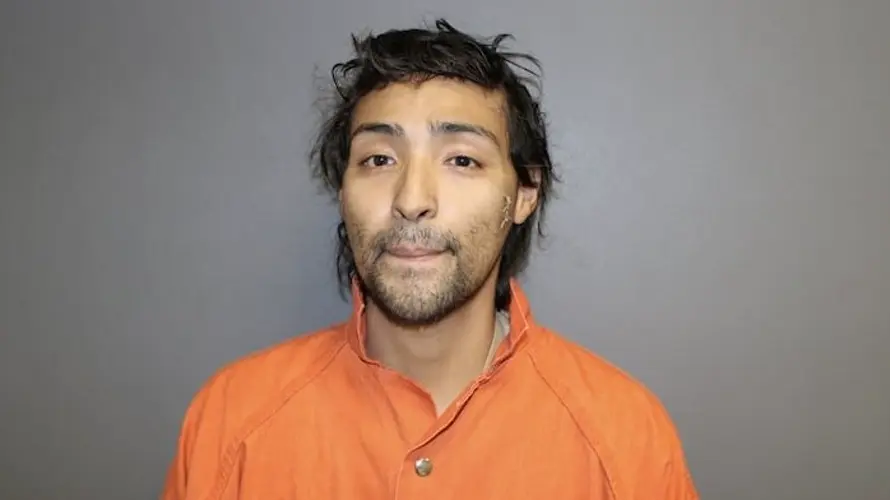 Arrestan a hombre por presunto abuso sexual de menor en Norfolk