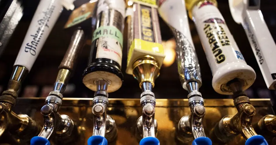 Dos negocios de Grand Island fallaron los cumplimientos de normas sobre alcohol