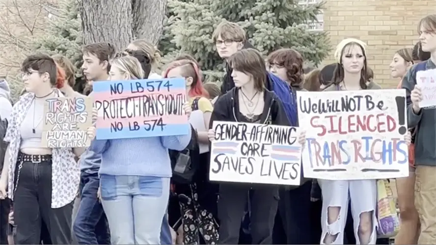 Escuelas metropolitanas coordinan y realizan huelgas por los derechos de las personas trans