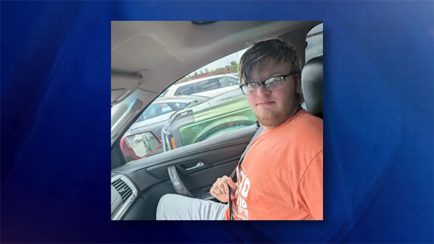 Autoridades buscan a un adolescente desaparecido del este de Nebraska