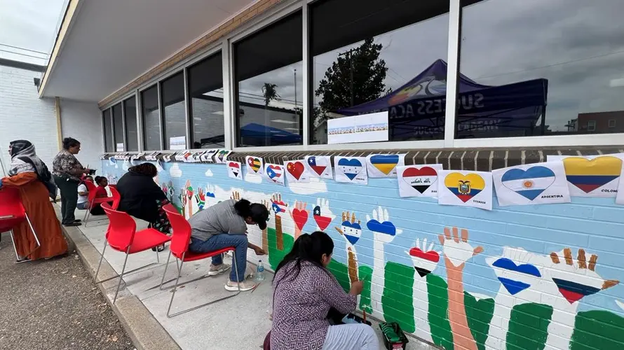 Mural une a comunidad y fomenta diversidad en Grand Island