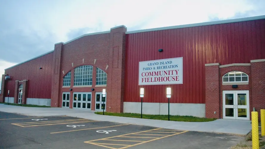 Grand Island abre inscripciones para programas en el nuevo Community Fieldhouse