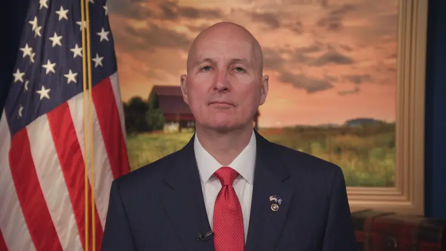 Ricketts backs bipartisan college sports bill, warns of risks to women's programs