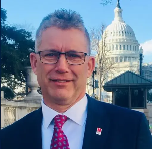 Steffen calls for collaboration to form sustainable tax structure in Nebraska