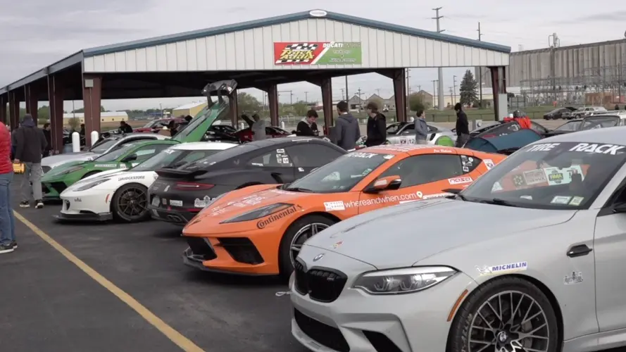 Car Enthusiasts Stop in Hastings for One Lap Across America