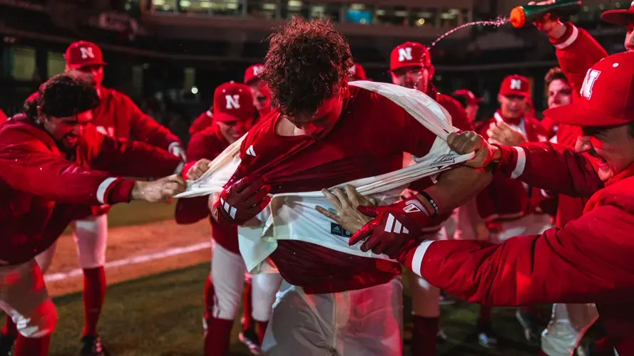 Sanderson's Walk-Off Blast Lifts Huskers in Extras
