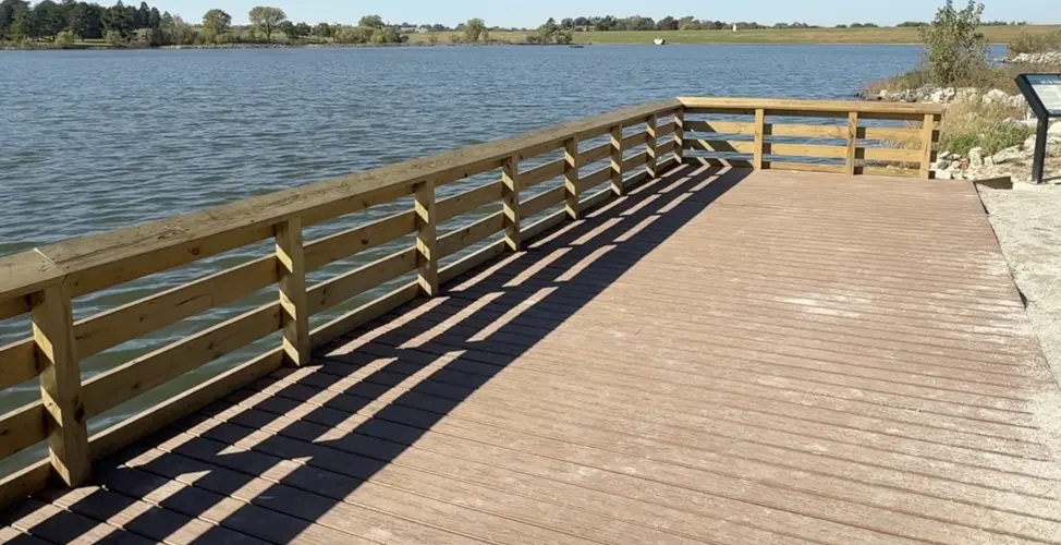 Holmes Lake gains two new fishing access platforms