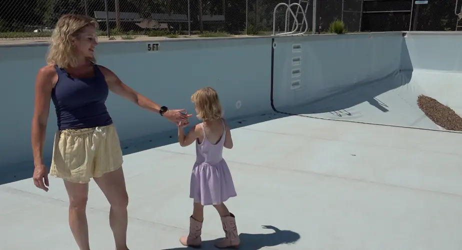 Young moms fight to reopen city pool