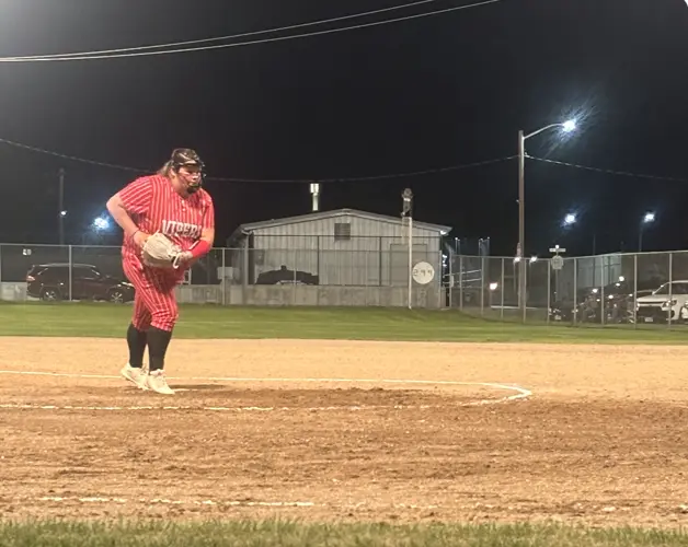 Sidney softball teams split with Holyoke