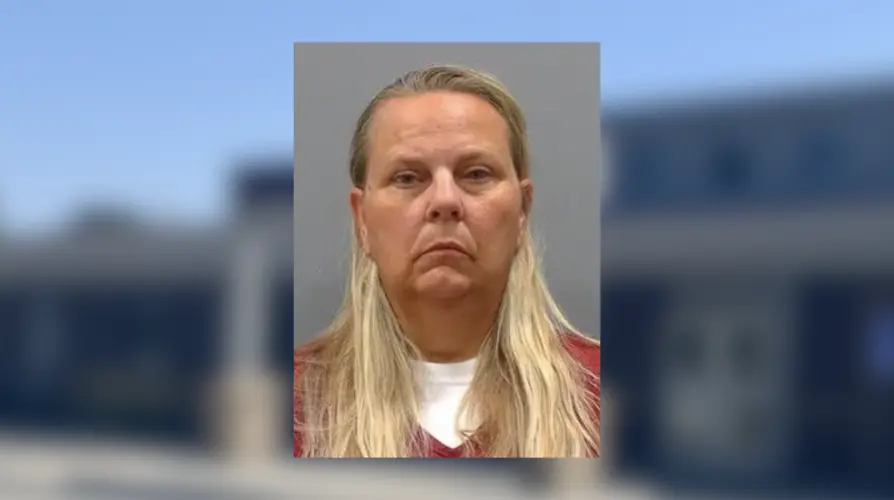 Gretna teacher charged with child abuse