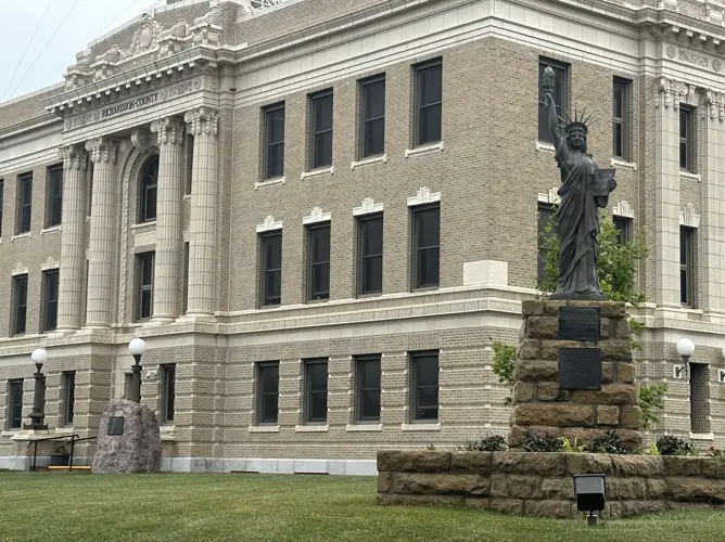 County retains labor attorney over GPS