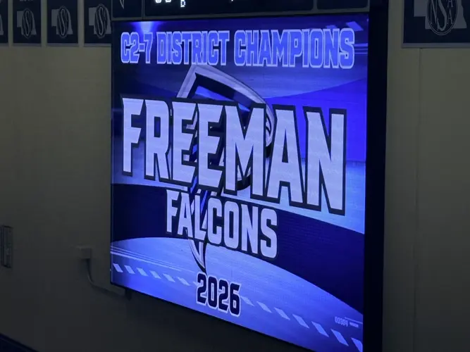 Freeman pulls away from Eagles in second half, punches ticket to state