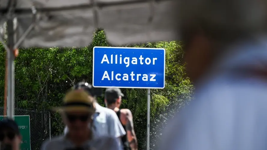 Grupos ecologistas buscan cerrar centro de detención en los Everglades
