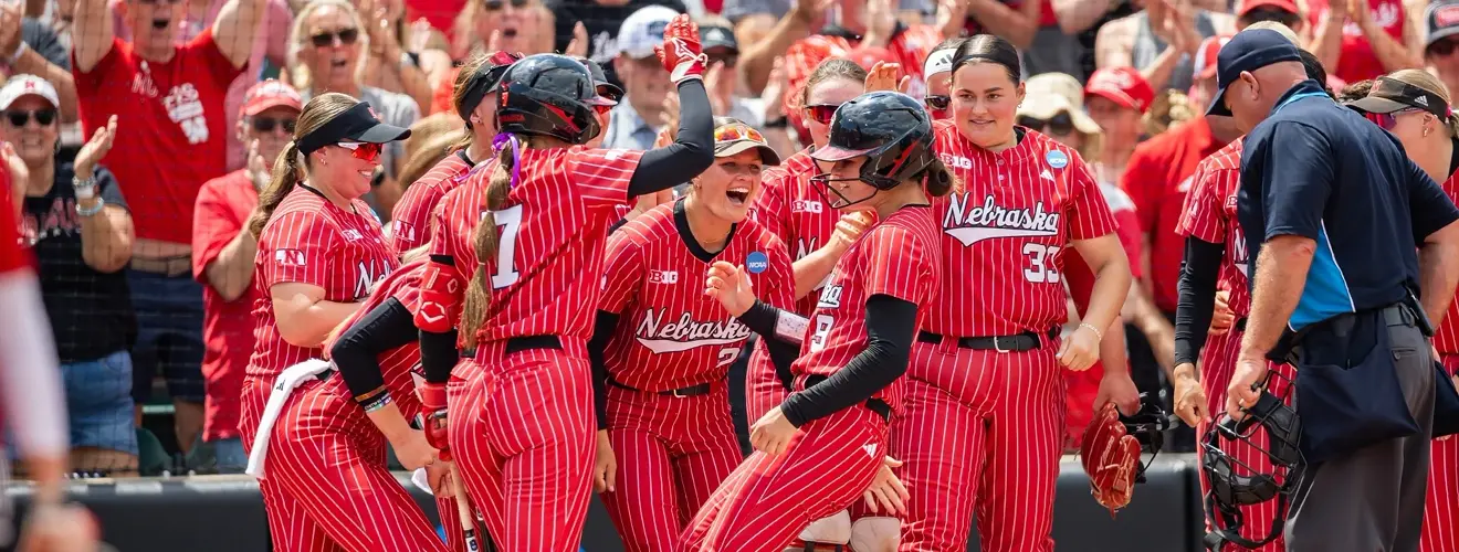 Nebraska holds off Grand Canyon to advance to Super Regionals