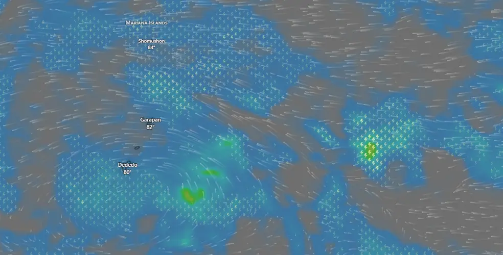 Invest 92W nears Marianas