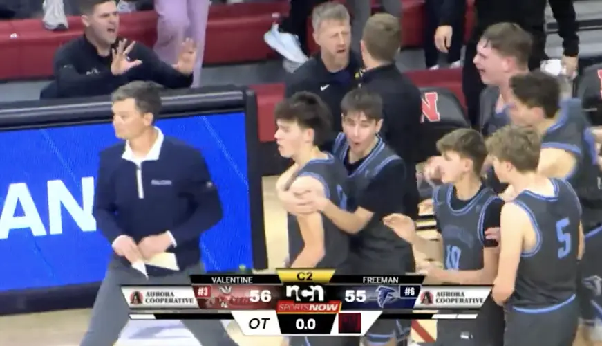 Freeman survives wild overtime thriller in C2