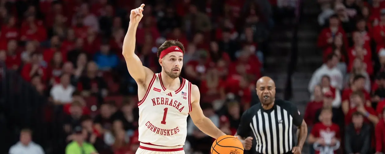 Hoiberg Named First-Team Academic All-American
