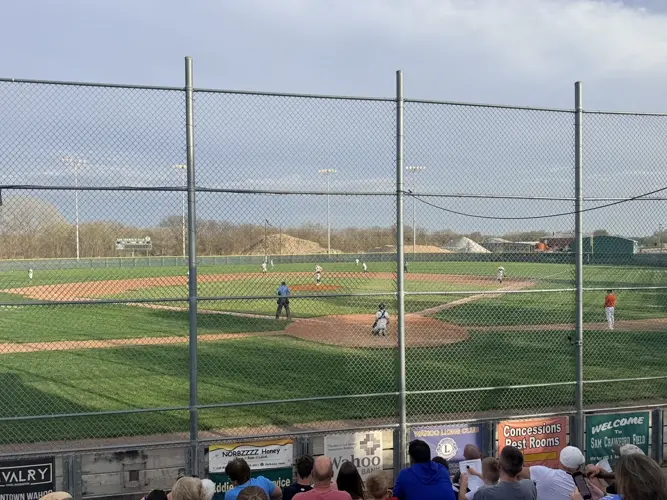 Beatrice upsets Wahoo/Bishop Neumann, advances in Trailblazer Conference tournament