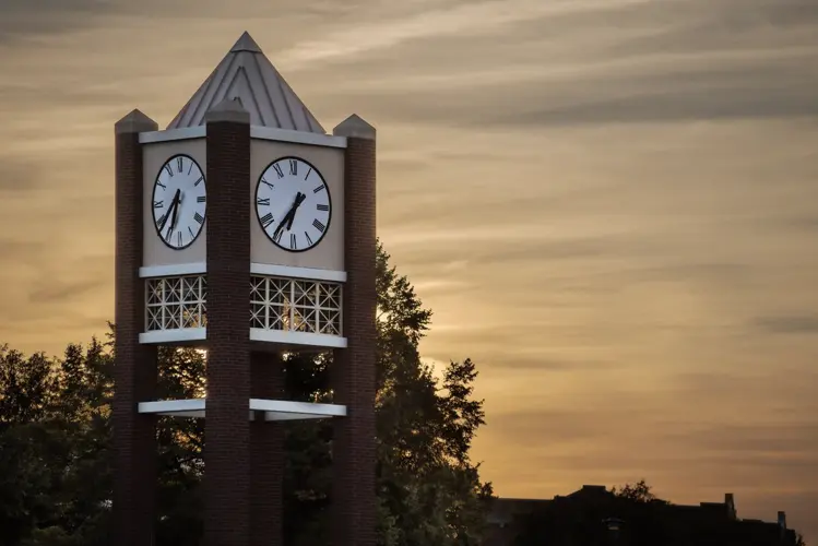 Chadron State College and Des Moines University Announce Strategic Educational Partnership