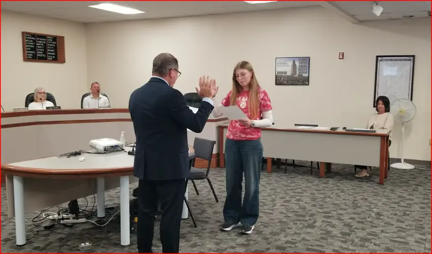 Beatrice School Board approves new budget, welcomes new student board member