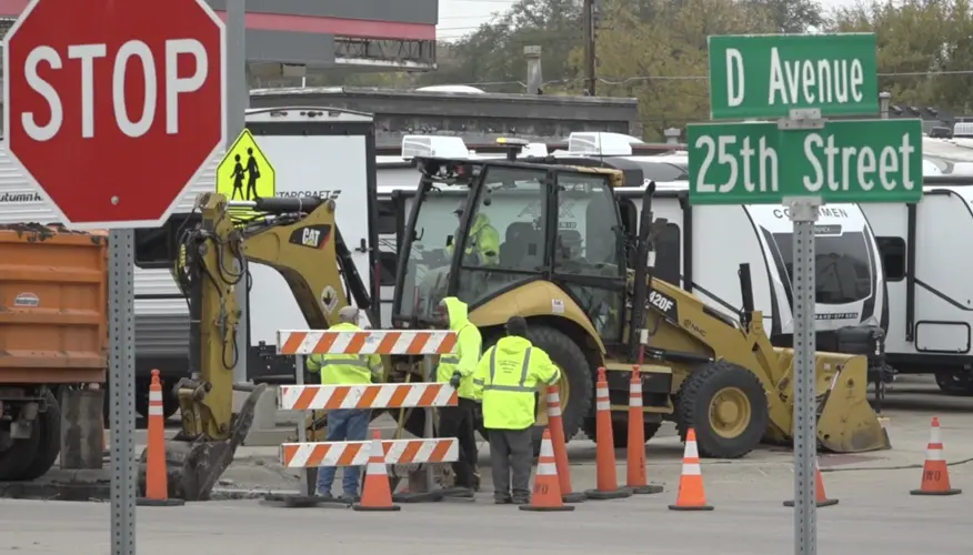 Utility work begins along E 25th Street in Kearney