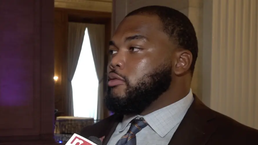 'He's one of the greatest': Center Justin Evans looks up to former Husker Cam Jurgens