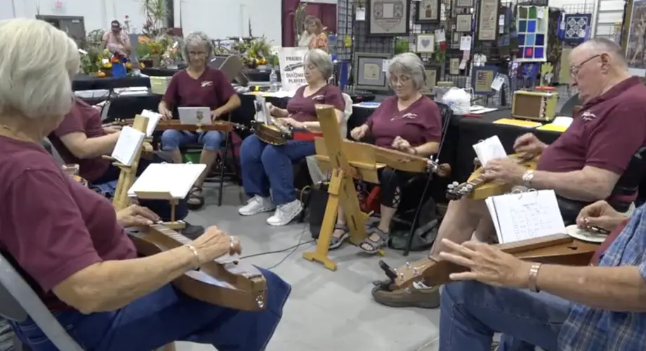 Prairie Dulcimer Players keep tradition alive at Nebraska State Fair