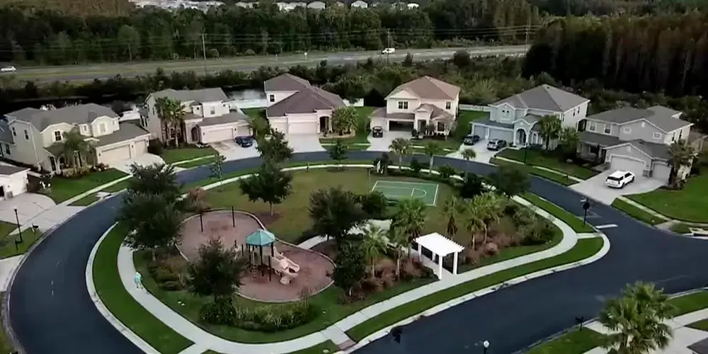 Entra en vigor ley bipartidista para hacer más accesible la vivienda