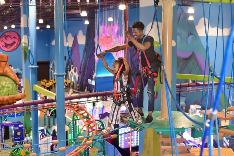 New entertainment center PowerUP to open doors in December after Funtastic Park closure