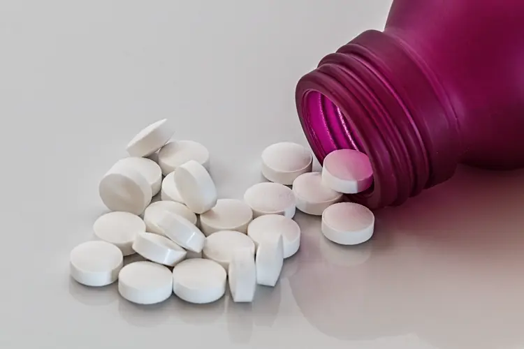 Two Nebraska nurses disciplined after alleged reuse of deceased patients' medications