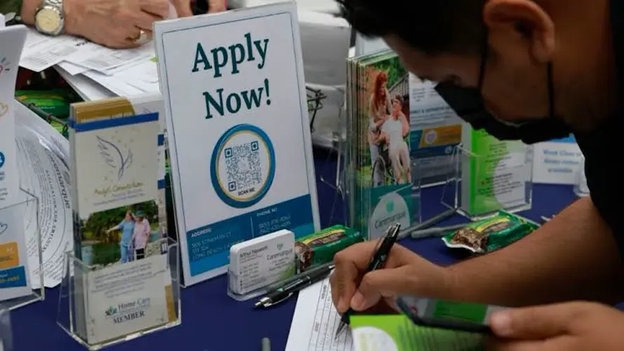 Creación de empleos en EE.UU. fue menor de lo esperado en junio