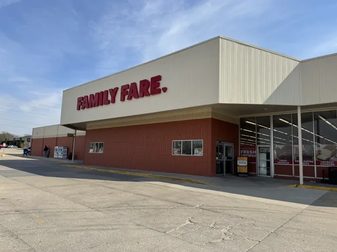 Russ’s Market to expand Beatrice presence with new location