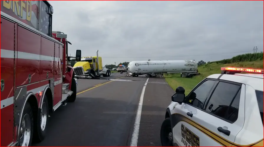 Authorities release more information, on deadly crash SW of Beatrice