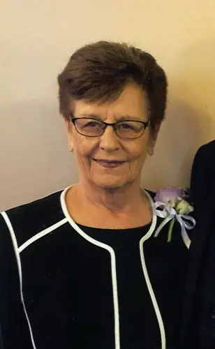 Leora Jean Riechers