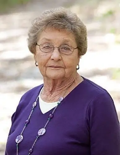 Mary E. Kreifels, 94, rural Nebr. City