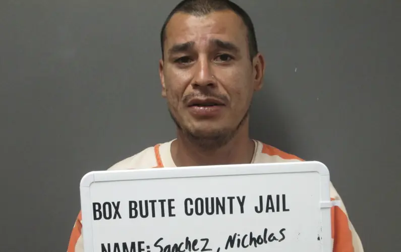 Alliance man arrested following attempted break-in and DUI with Child in Vehicle