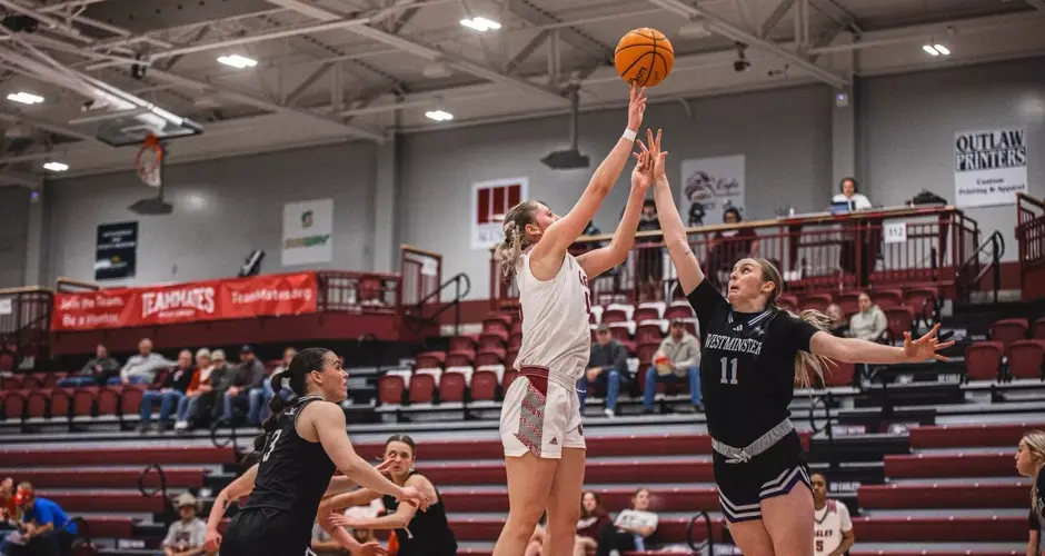 Eagles notes: Petersen Scores Career High in Senior Day Loss