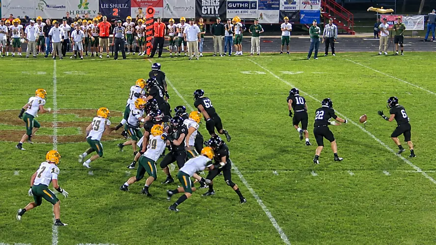 Sidney Shuts Out Kearney Catholic 42-0